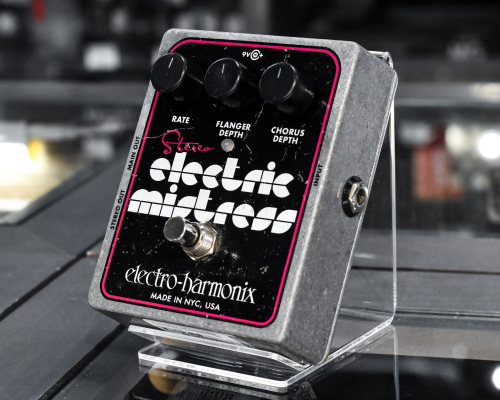 Electro Harmonix Stereo Electric Mistress - Modulations Effektgerät für Gitarren Electro Harmonix Stereo Electric Mistress - Modulations Effektgerät für Gitarren
